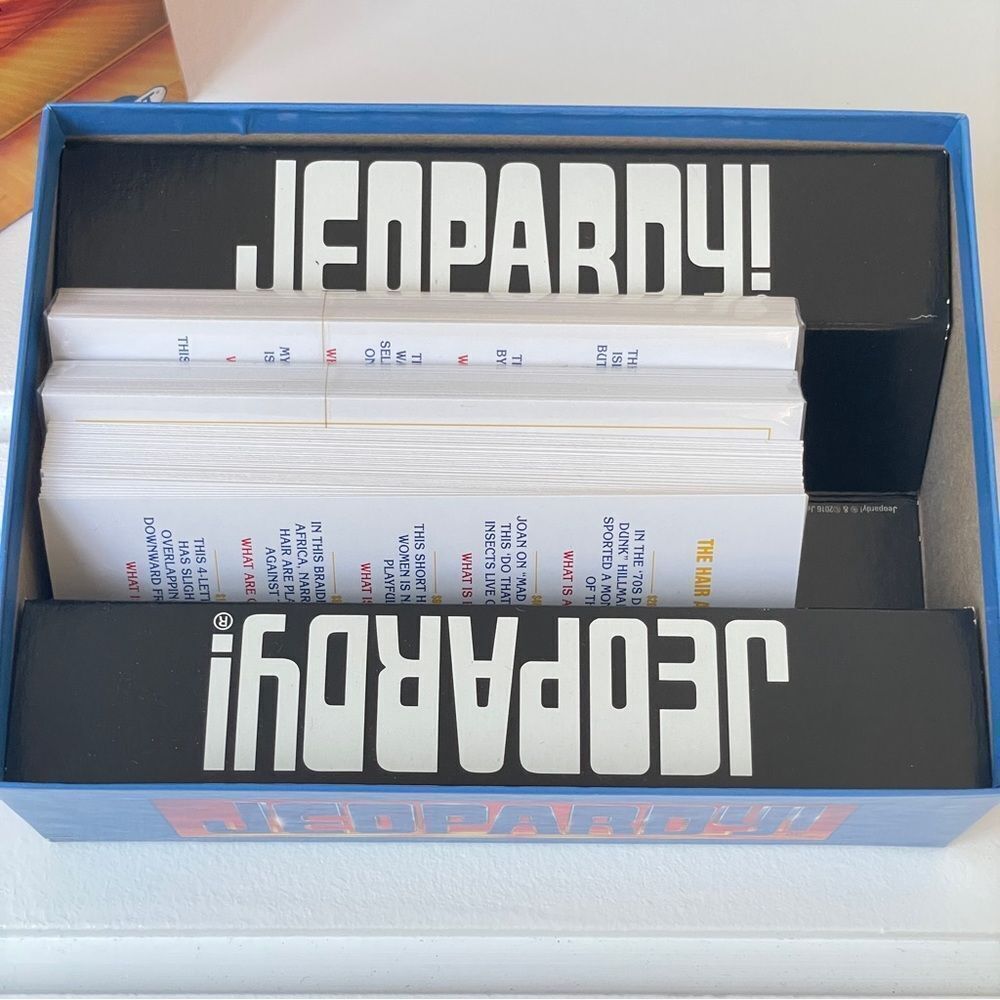Outset Media Jeopardy Travel Edition Game New In Box - Picture 8 of 8